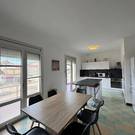 Place De L'ancre 3 Avec Garage 5 Min & Centre Apartment *